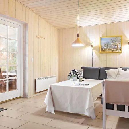 4 Bedroom Stunning In Hébergement de vacances