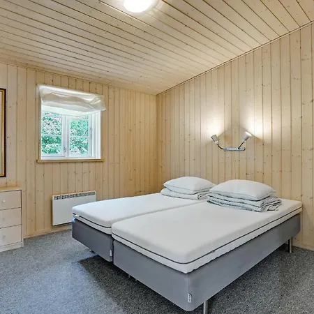 4 Bedroom Stunning In *